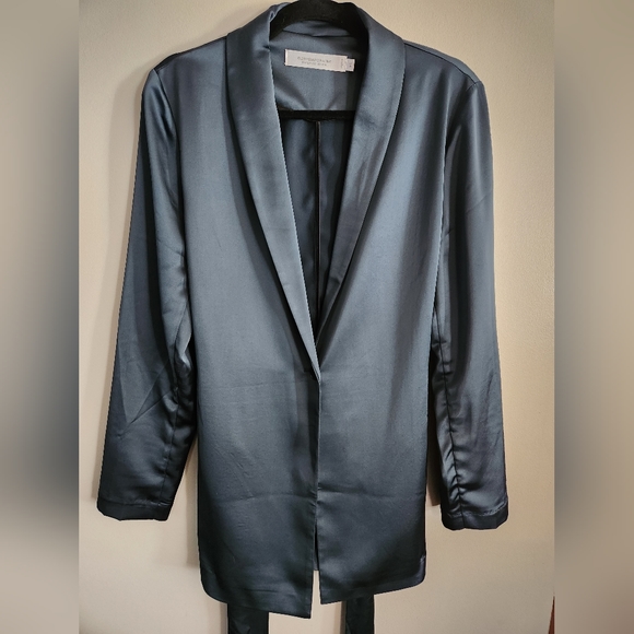 Contemporaine satin blazer - Picture 1 of 4